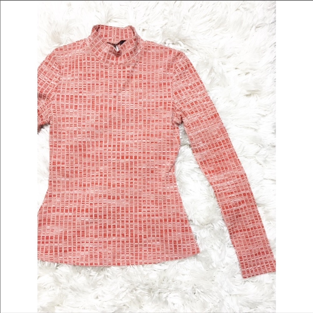 MINKPINK Keyhole Sexy Mock-neck Long Sleeve Top